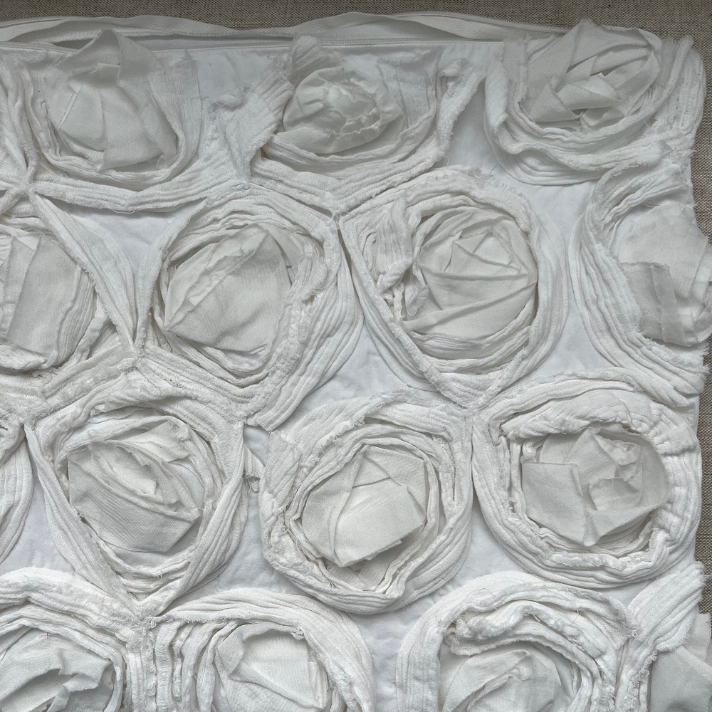 West Elm White Flower 20 x 20 Pillow Cover - Pillow 1 of 2 - Picture 8 of 10